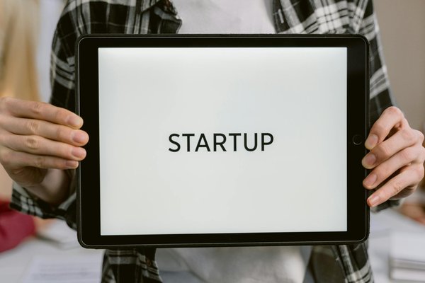 Services informatiques personnalisés à poitiers par dcom-solutions